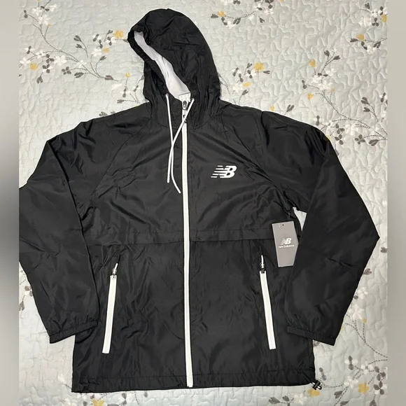 New Balance Men's Black and White Windbreaker - Picture 3 of 13
